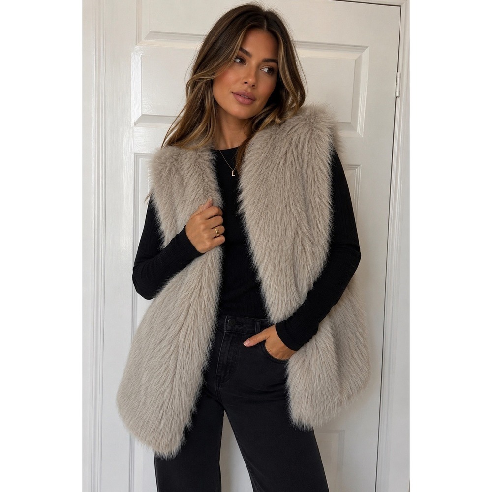 Jason Wu Faux Fur Vest Women M Gray Beige Luxury Quiet Luxury Mob Wife Chic
